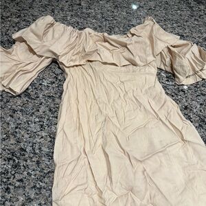 Tam dress with poofy sleeves